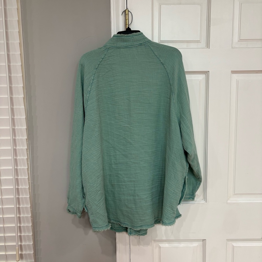 We The Free Sea Glass Green Lightweight Button-Up Shirt - Picture 3 of 3